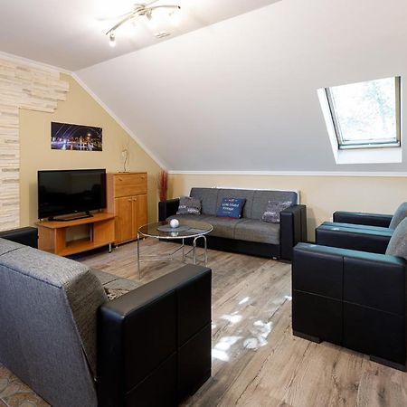 Central Apartman Gyula Exteriör bild