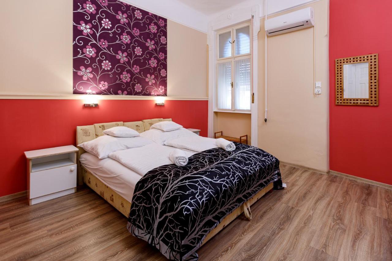 Central Apartman Gyula Exteriör bild